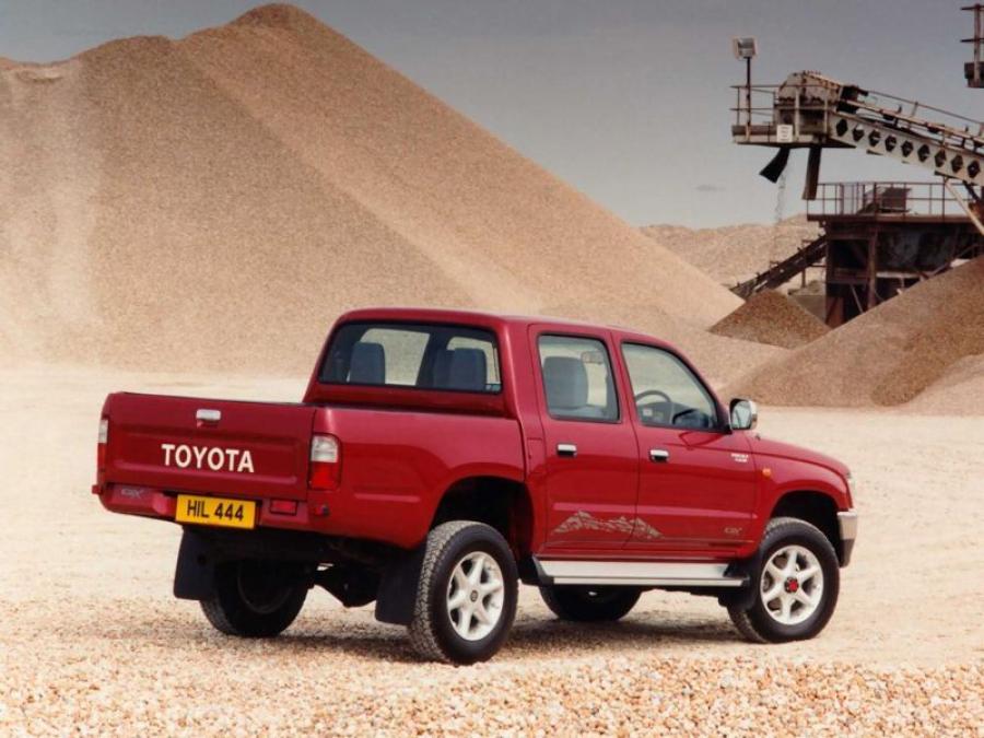  Toyota Hilux Double Cab 1997 года  (UK) (фото 3 из 5)